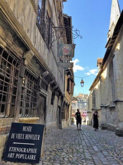 Bienvenue Chez Vous Lejlighed Honfleur Eksteriør billede