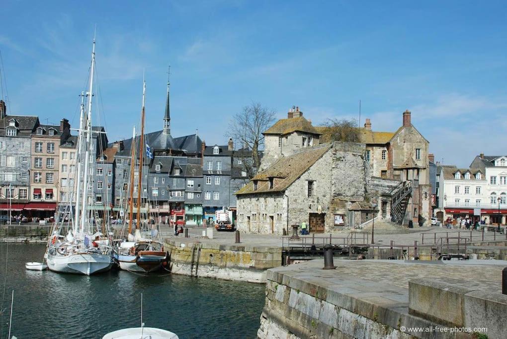 Bienvenue Chez Vous Lejlighed Honfleur Eksteriør billede